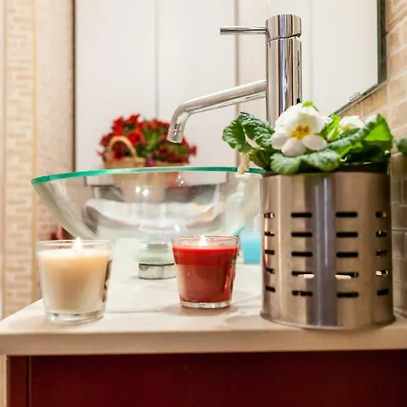 Domus Sanfelice * Naples