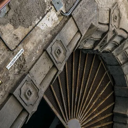 Domus Sanfelice